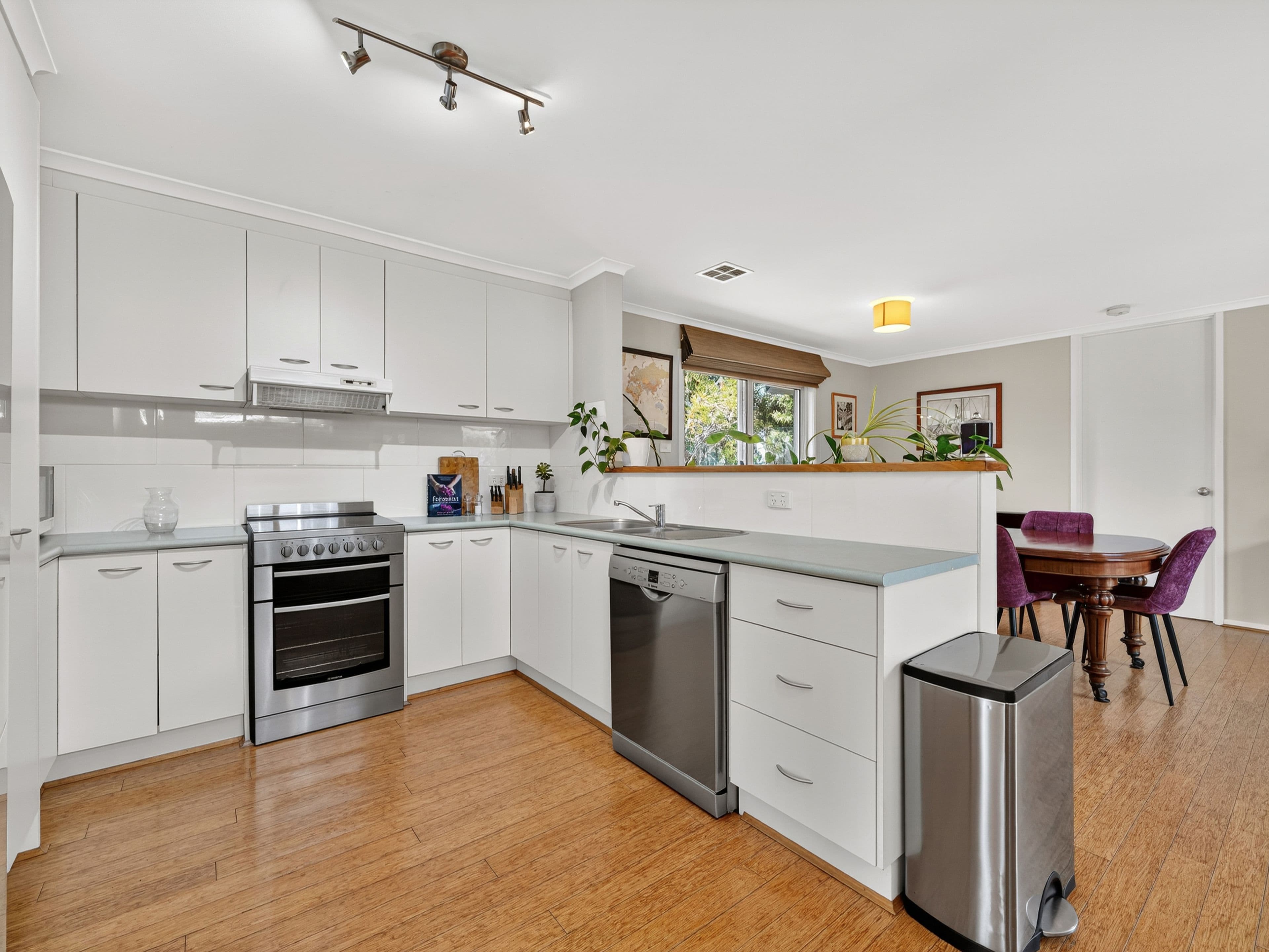 28 Erskine Street, Macquarie ACT 2614, Macquarie - Thumbnail 6