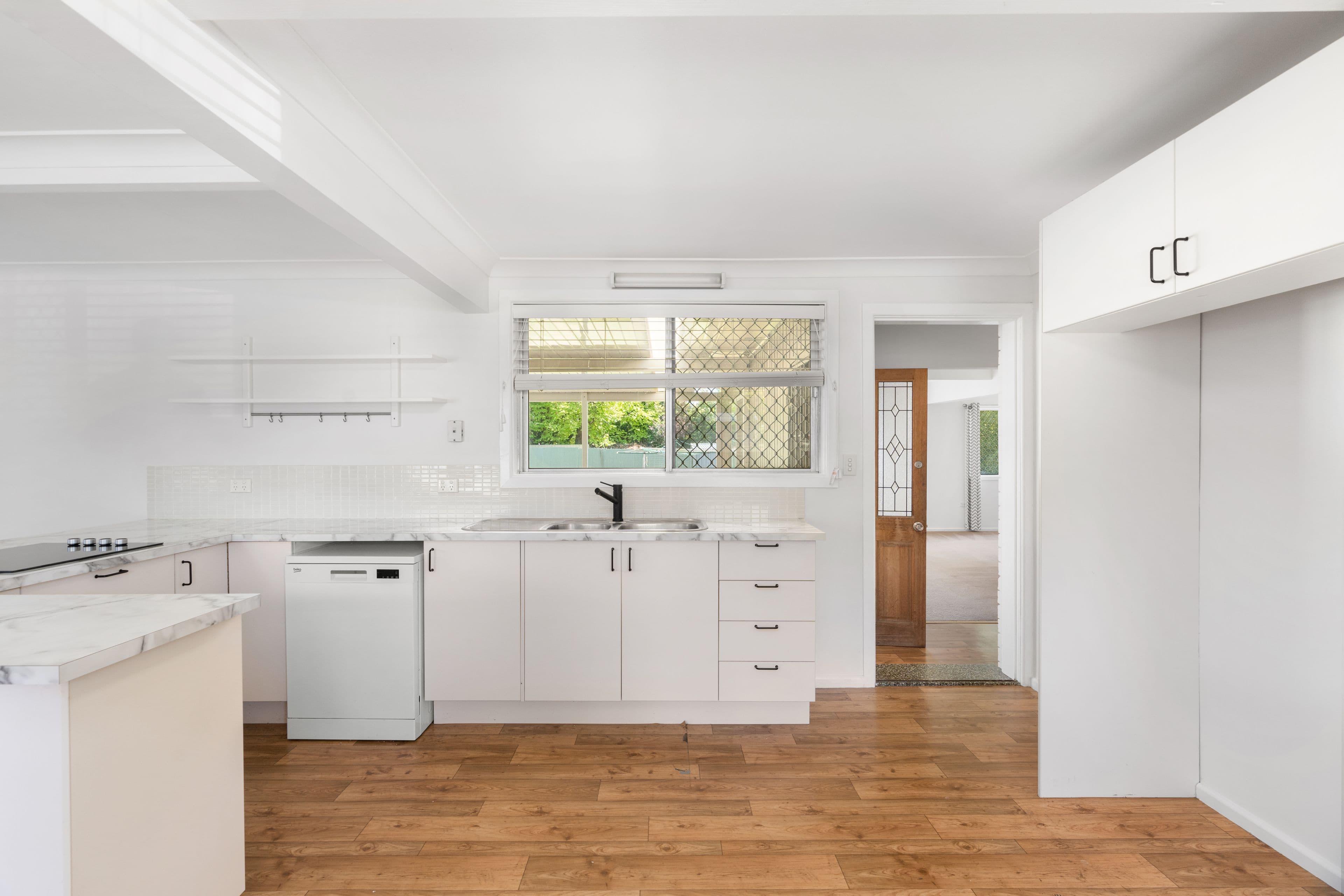 2 Amos Avenue, Blayney NSW 2799, Blayney - Thumbnail 3