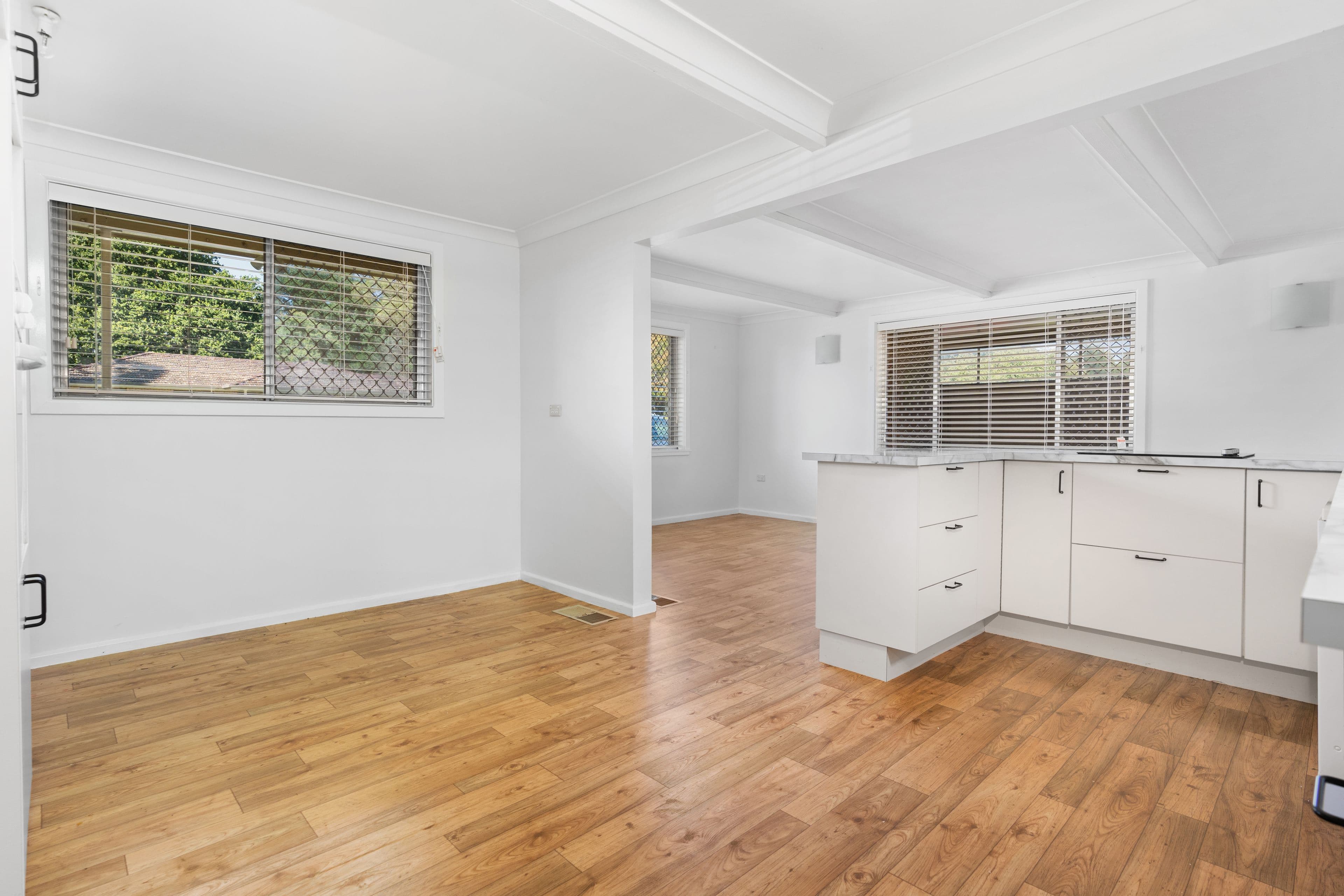 2 Amos Avenue, Blayney NSW 2799, Blayney - Thumbnail 6