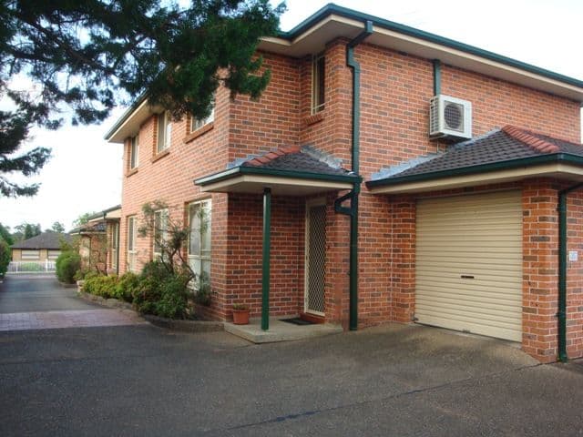 46  Charles Street, SMITHFIELD NSW 2164, Smithfield - Image 1
