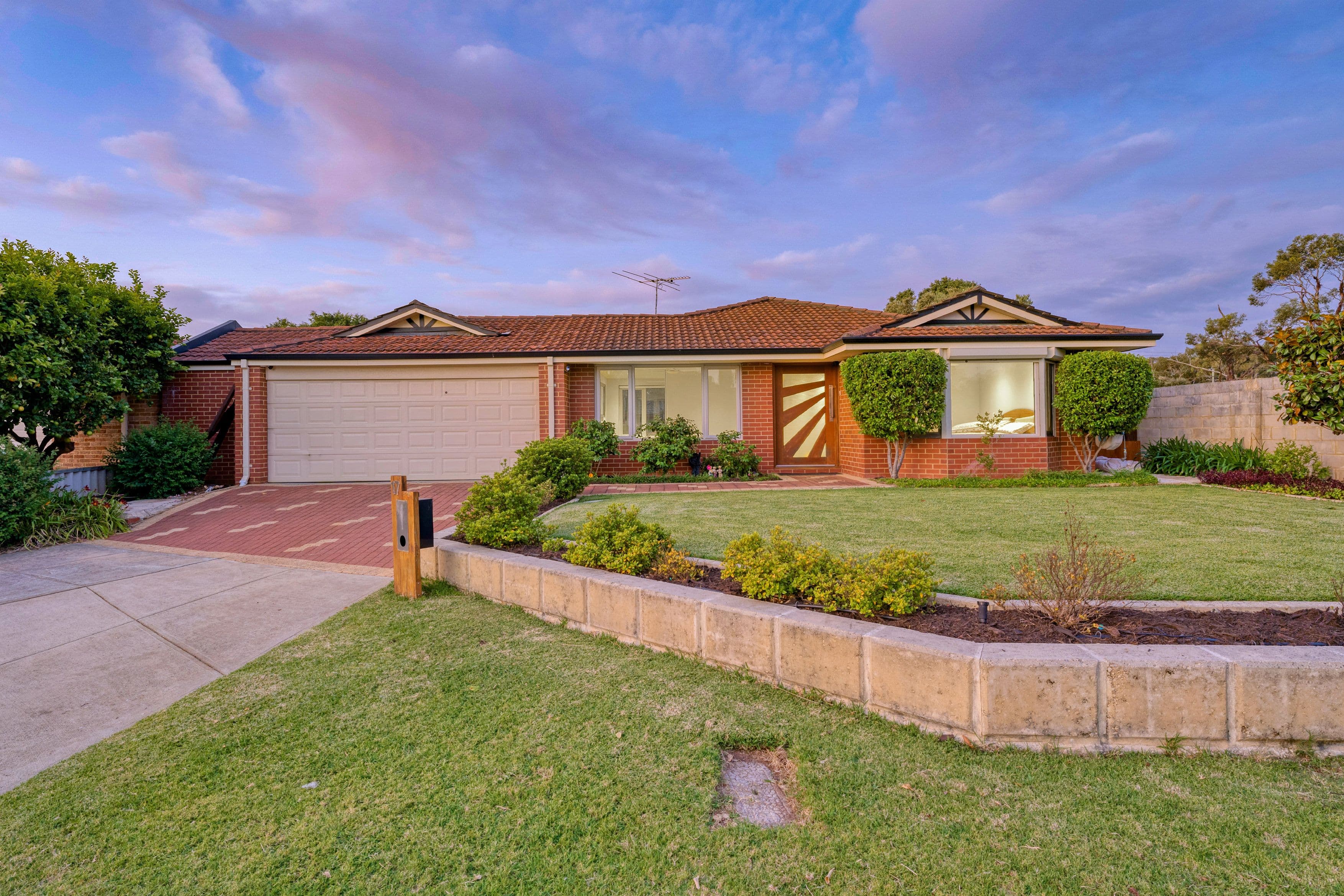 17 Seaton Court, South Guildford WA 6055, South Guildford - Image 1