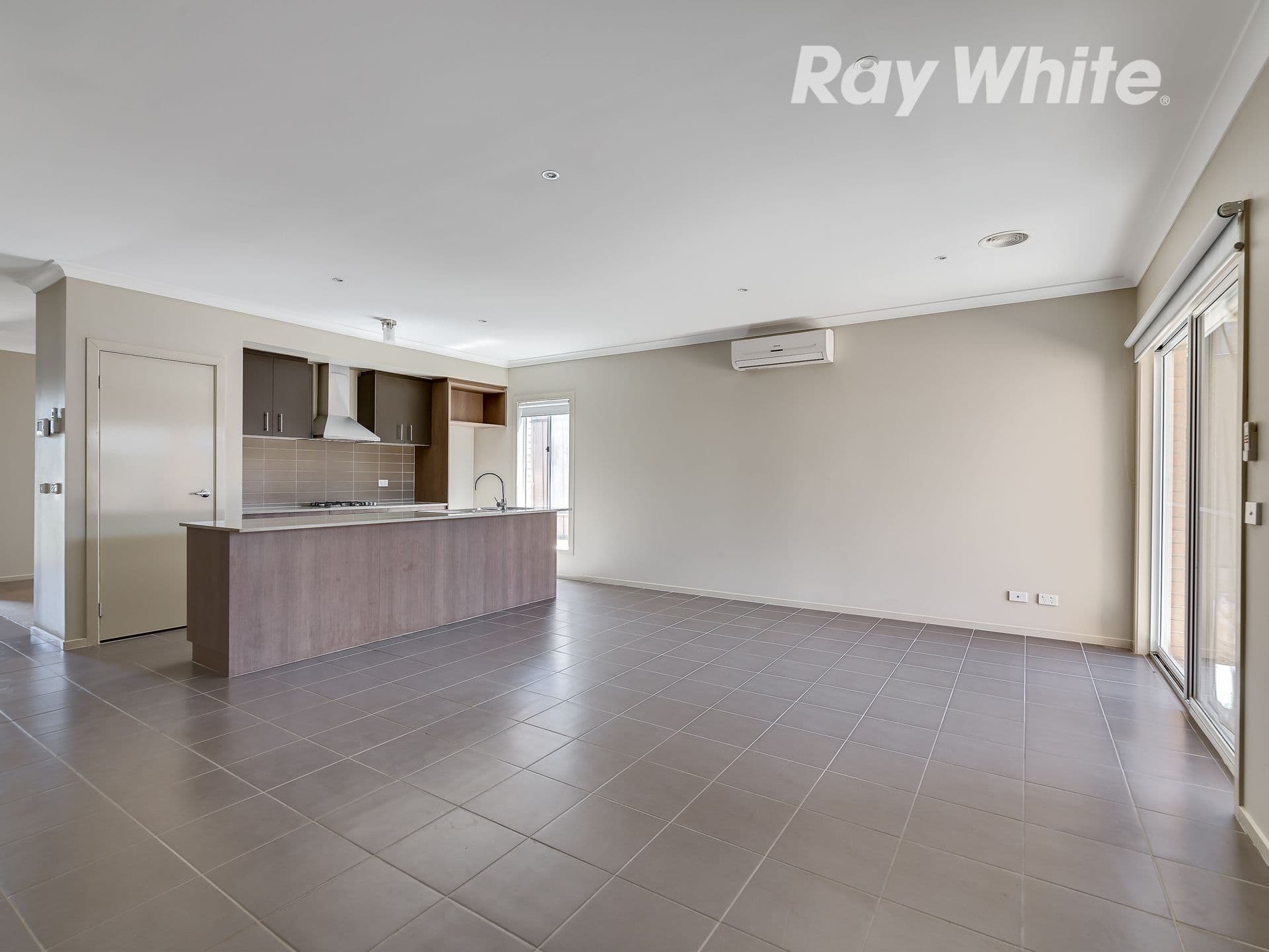 38 Chicory Street, Mernda VIC 3754, Mernda - Thumbnail 3
