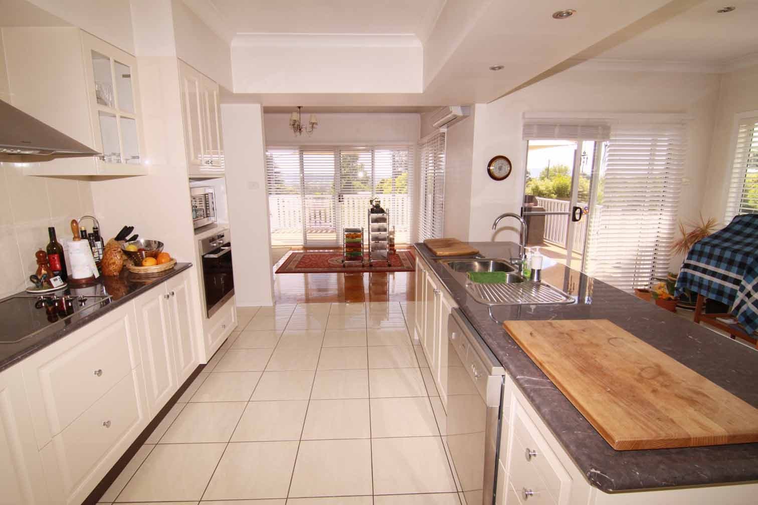 110 Oliver, GLEN INNES NSW 2370, Glen Innes - Thumbnail 2