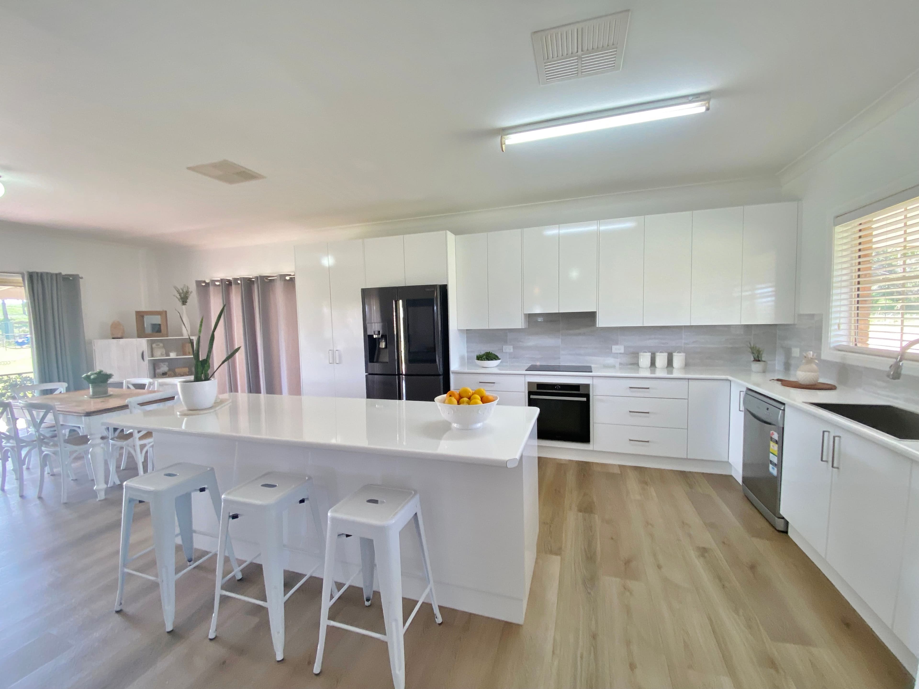80 Normans Road, Young NSW 2594, Young - Thumbnail 4