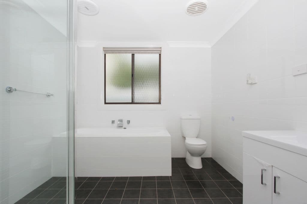 145 Clinton Street, Goulburn - Thumbnail 6