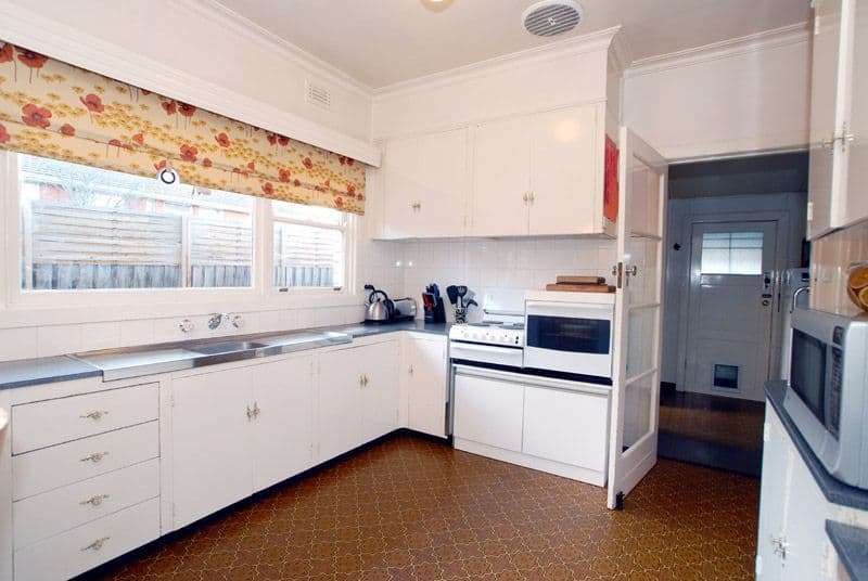 13  Barker Street, CHELTENHAM VIC 3192, Cheltenham - Thumbnail 3