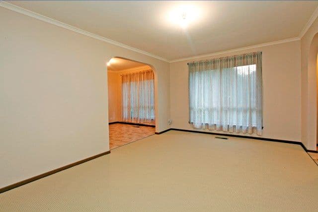 32 O'Connor Street, RESERVOIR VIC 3073, Reservoir - Thumbnail 2