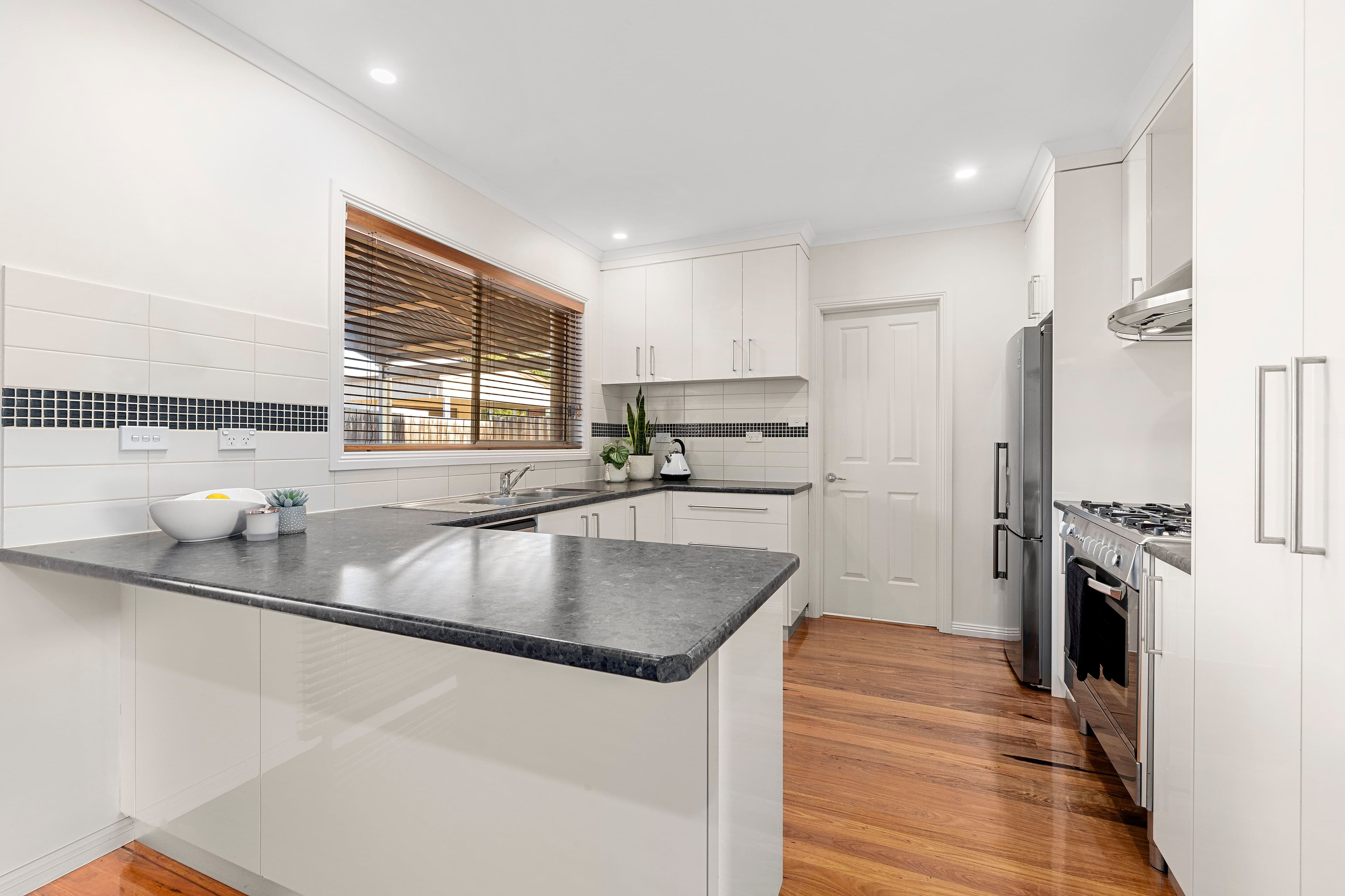 1A Bromwich Court, Mill Park VIC 3082, Mill Park - Thumbnail 3