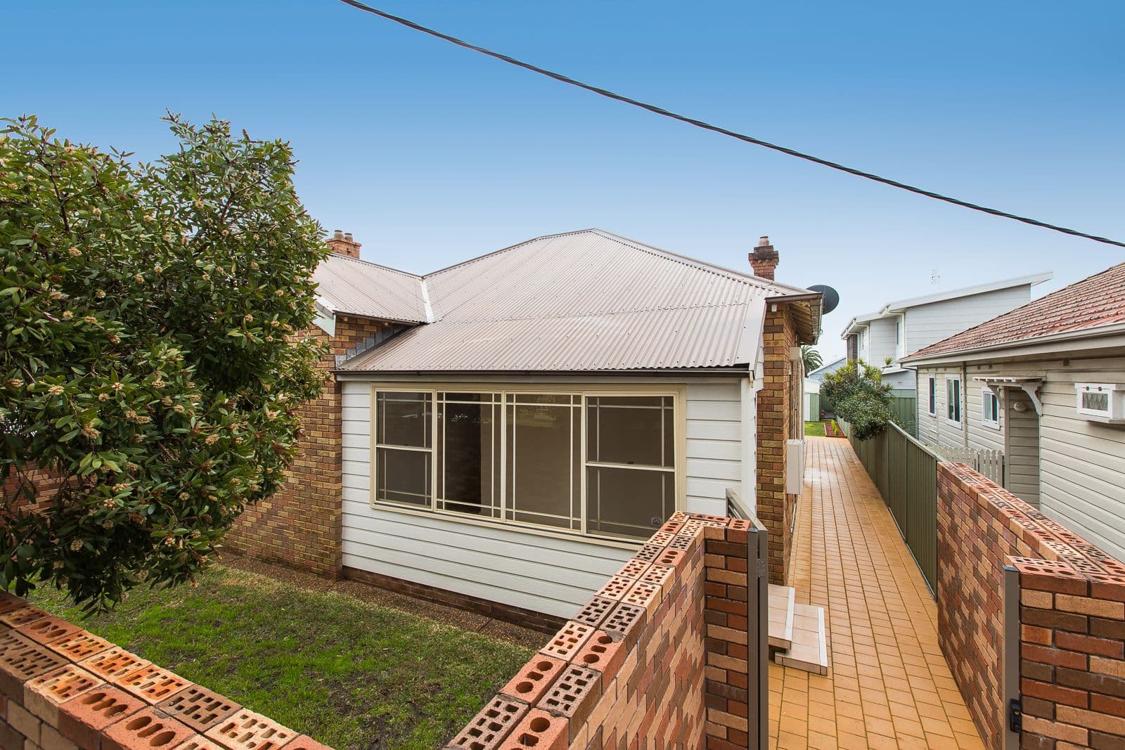 256 Glebe Road, Hamilton South - Thumbnail 2