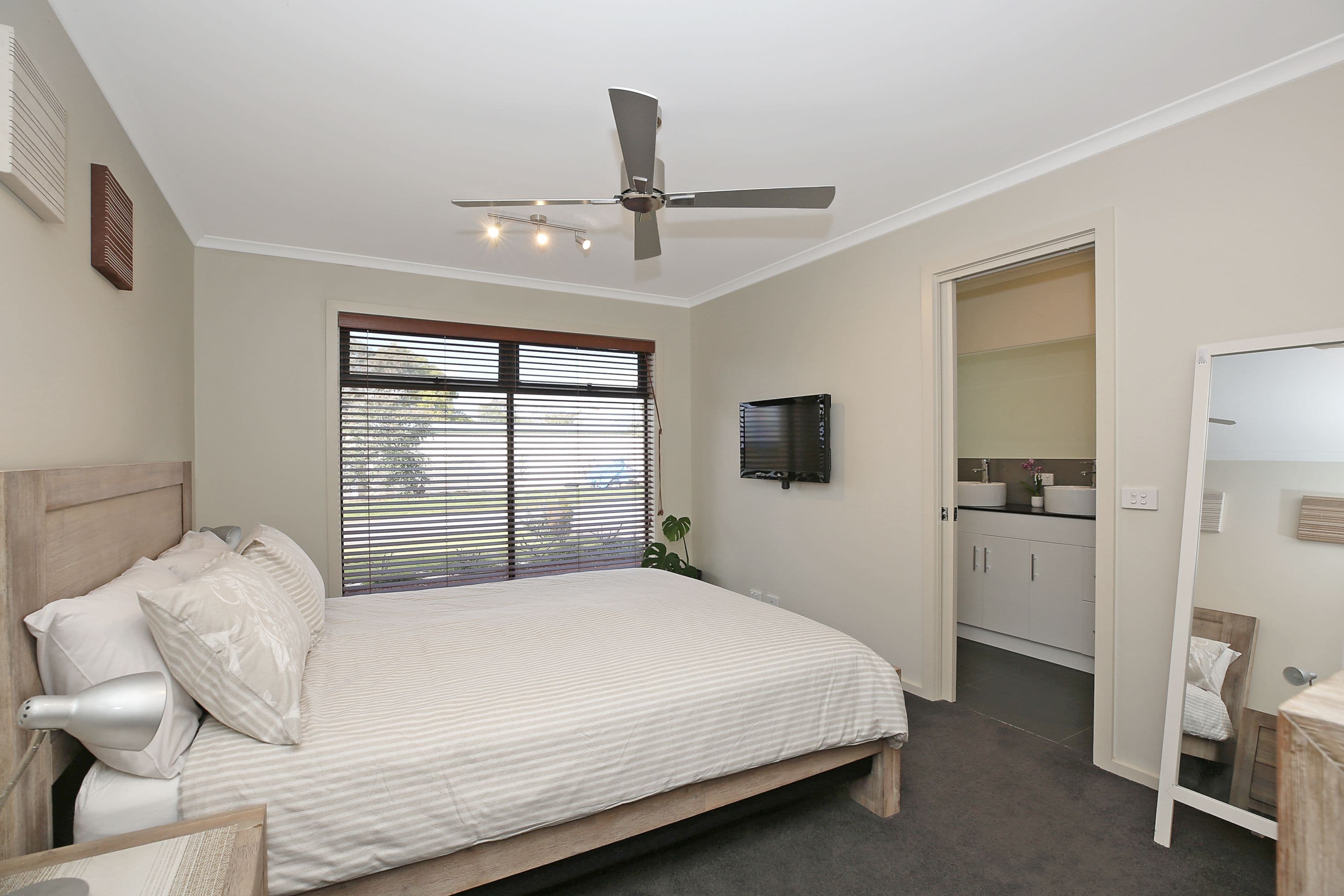 3 Myers Street, Colac VIC 3250, Colac - Thumbnail 6