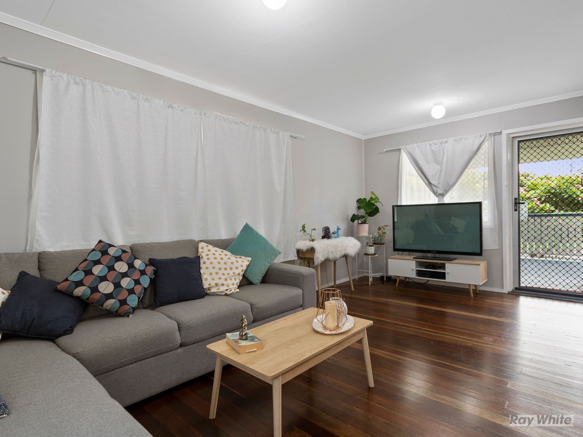 23 Gibbs Street, Riverview QLD 4303, Riverview - Thumbnail 2