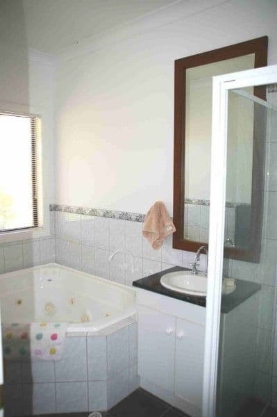 189 Chaffey Street, RENMARK SA 5341, Renmark - Thumbnail 2