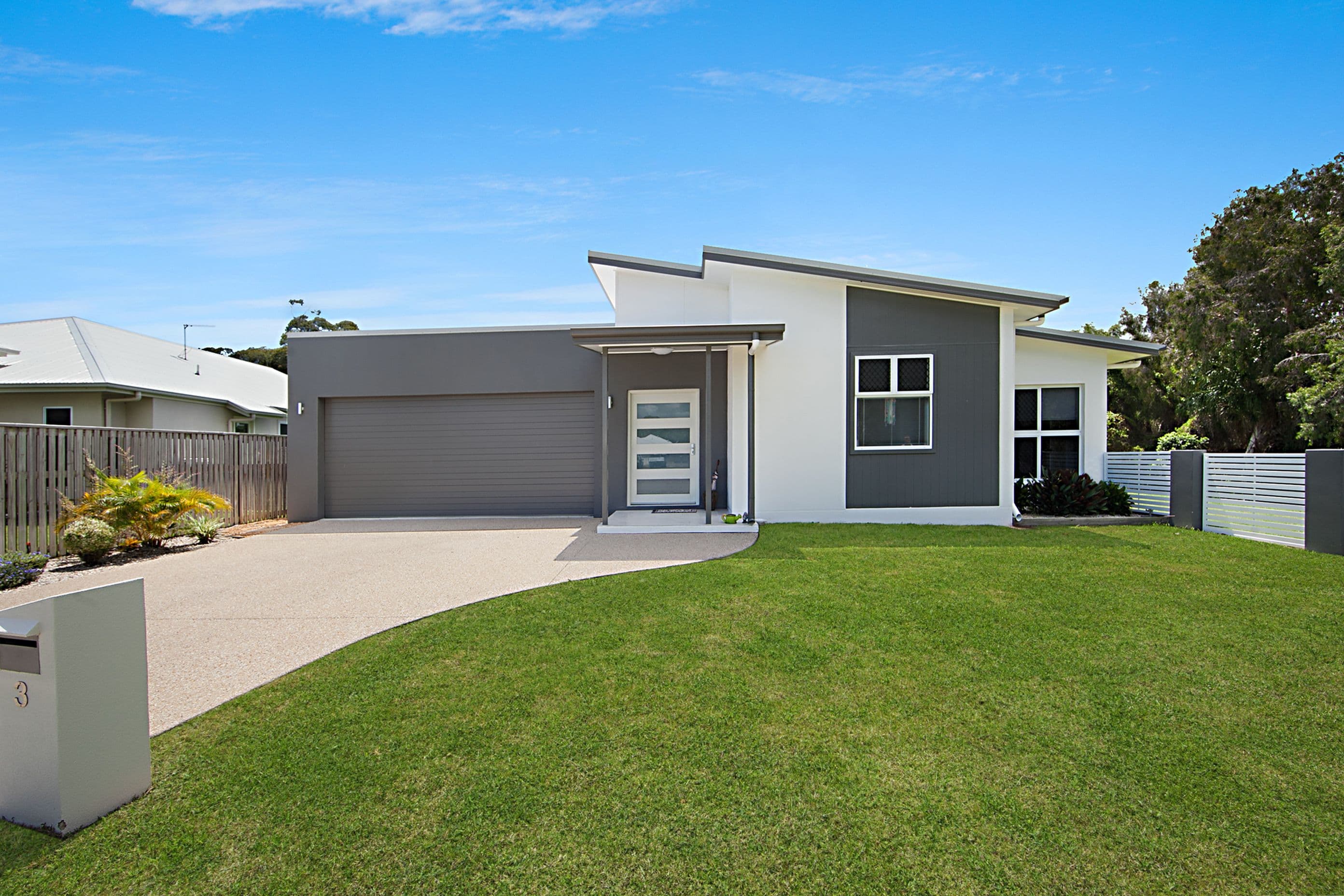 3 Seaspray Court, Bushland Beach QLD 4818, Bushland Beach - Thumbnail 2