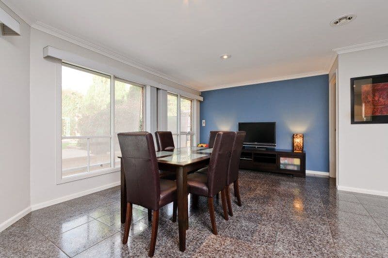 11 Rearden Crescent, ROXBURGH PARK VIC 3064, Roxburgh Park - Thumbnail 3