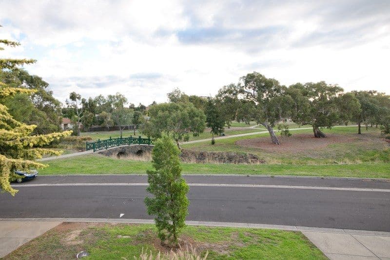 11 Rearden Crescent, ROXBURGH PARK VIC 3064, Roxburgh Park - Thumbnail 8