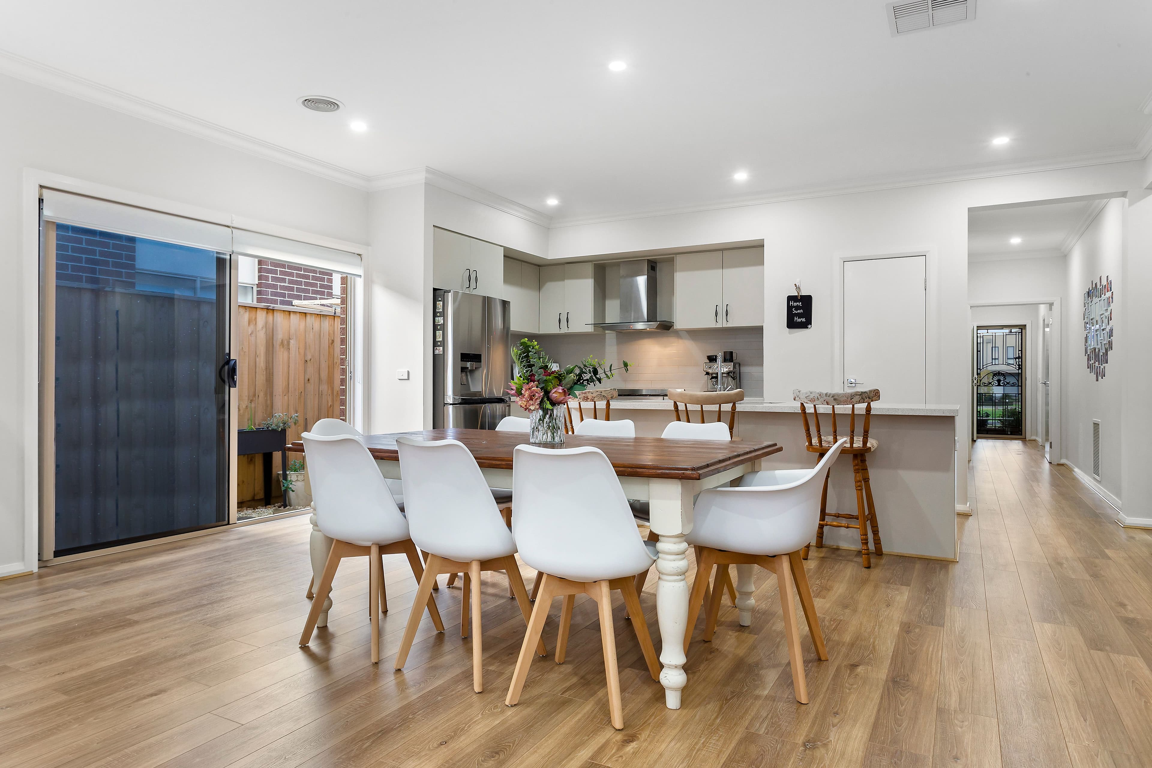 24 Adoquin Street, Doreen VIC 3754, Doreen - Thumbnail 4