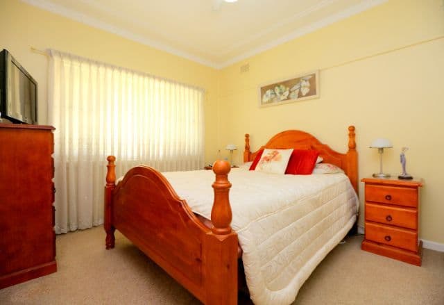 16 Angus Crescent, Yagoona NSW 2199, Yagoona - Thumbnail 8