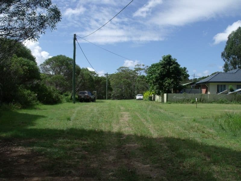 9 Medika Drive, RUSSELL ISLAND QLD 4184, Russell Island - Thumbnail 5