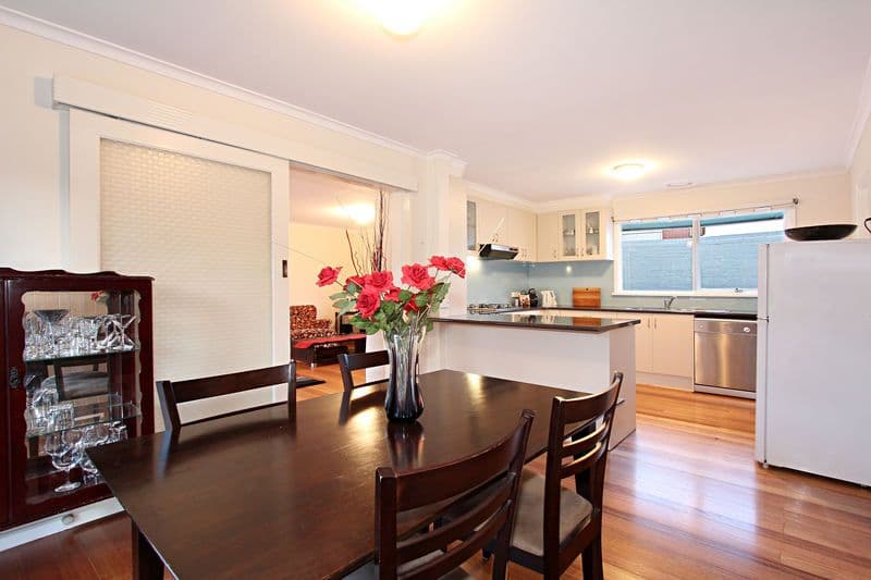 10 Bushbury Court, HUGHESDALE VIC 3166, Hughesdale - Thumbnail 4