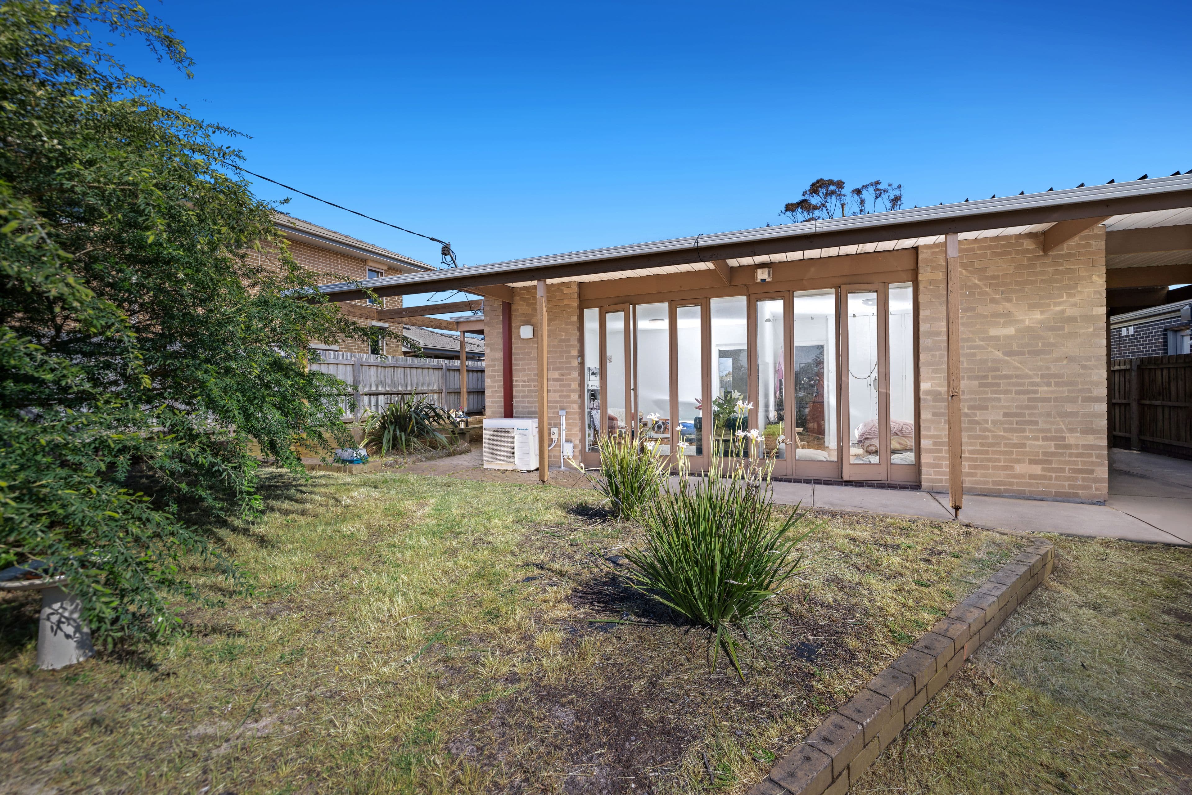 11 Seaford Road, Seaford VIC 3198, Seaford - Thumbnail 3