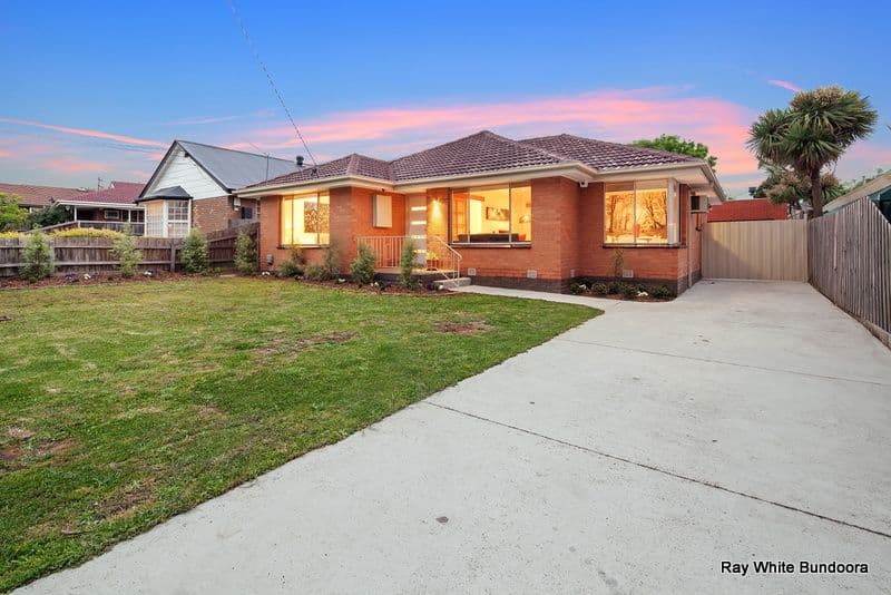 9 Darren Avenue, BUNDOORA VIC 3083, Bundoora - Image 1