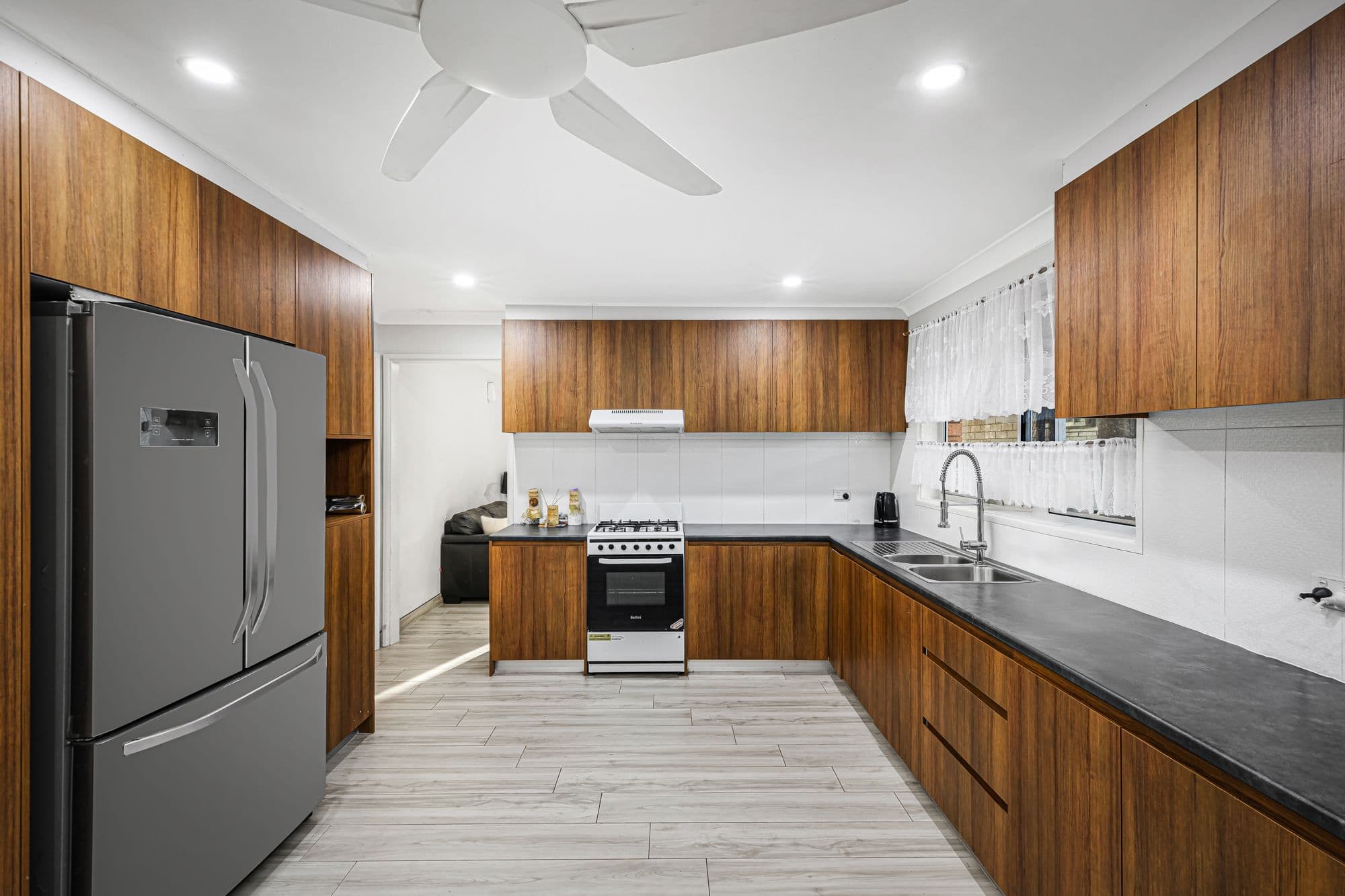 10 Mark Street, St Marys NSW 2760, St Marys - Thumbnail 2