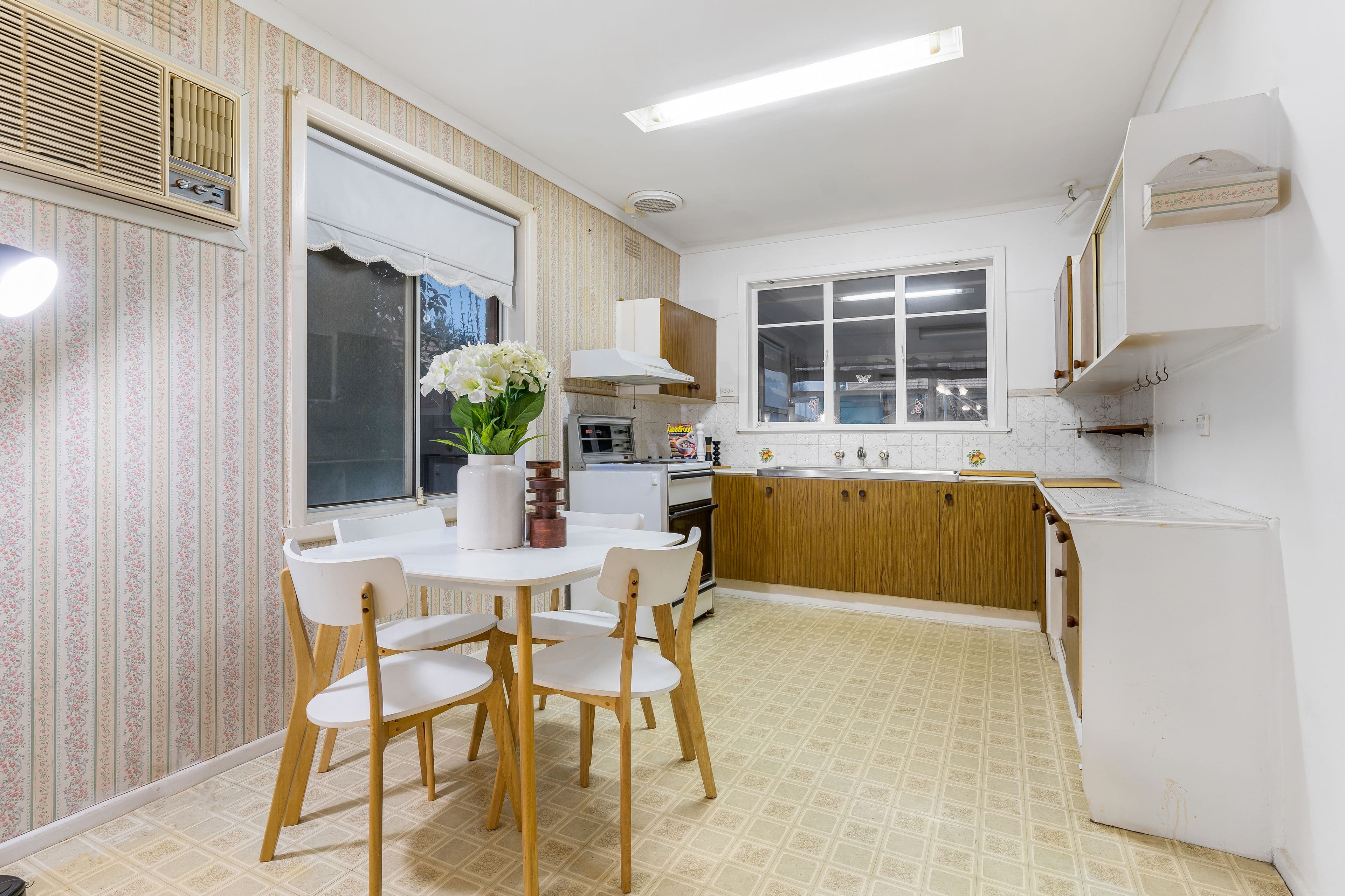 9 Wandsworth Avenue, Deer Park VIC 3023, Deer Park - Thumbnail 3