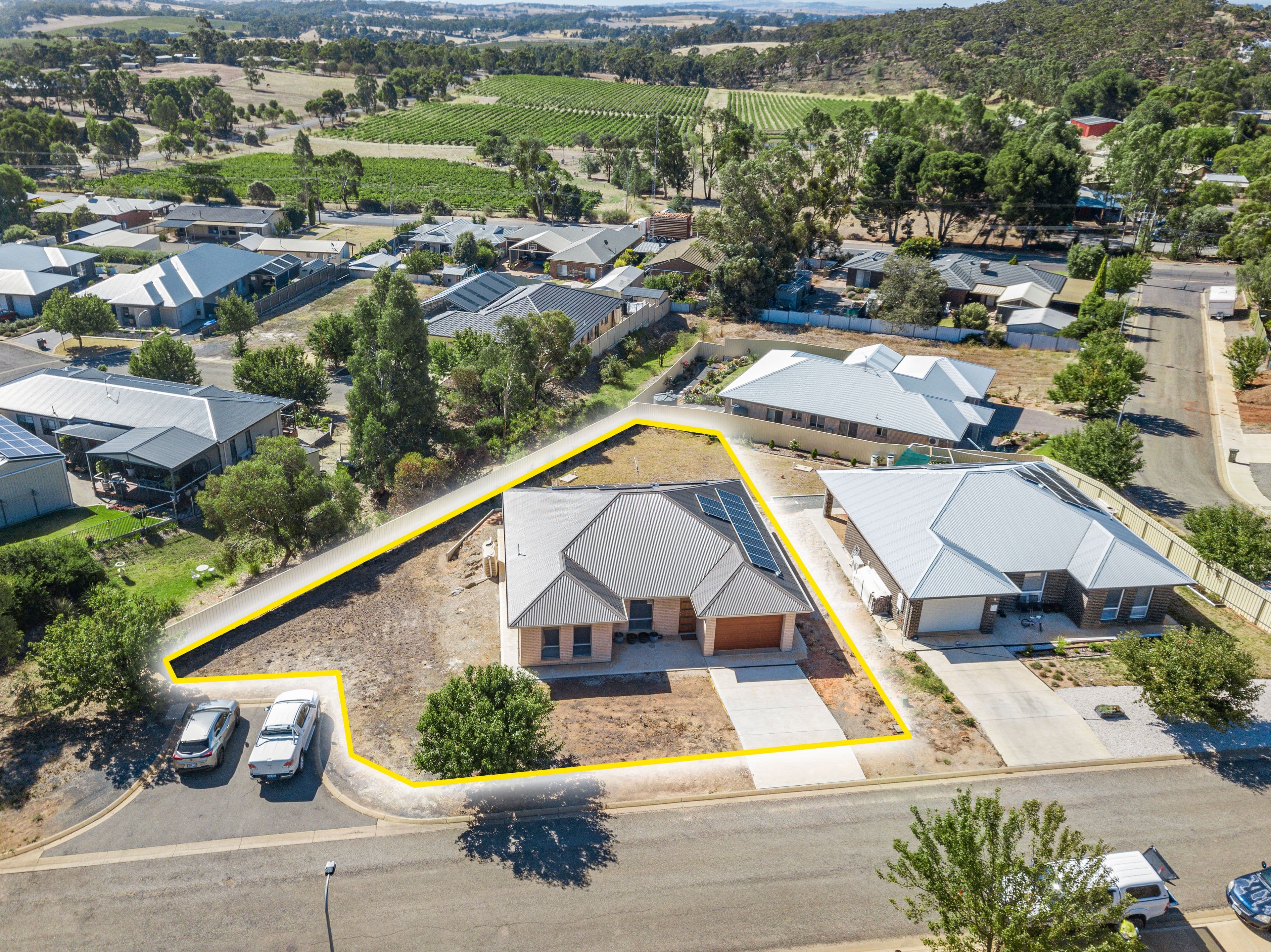 10 Heath Drive, Clare SA 5453, Clare - Image 1