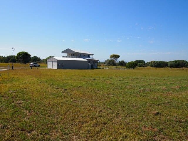 29 Bowarrady Court, RIVER HEADS QLD 4655, River Heads - Thumbnail 2