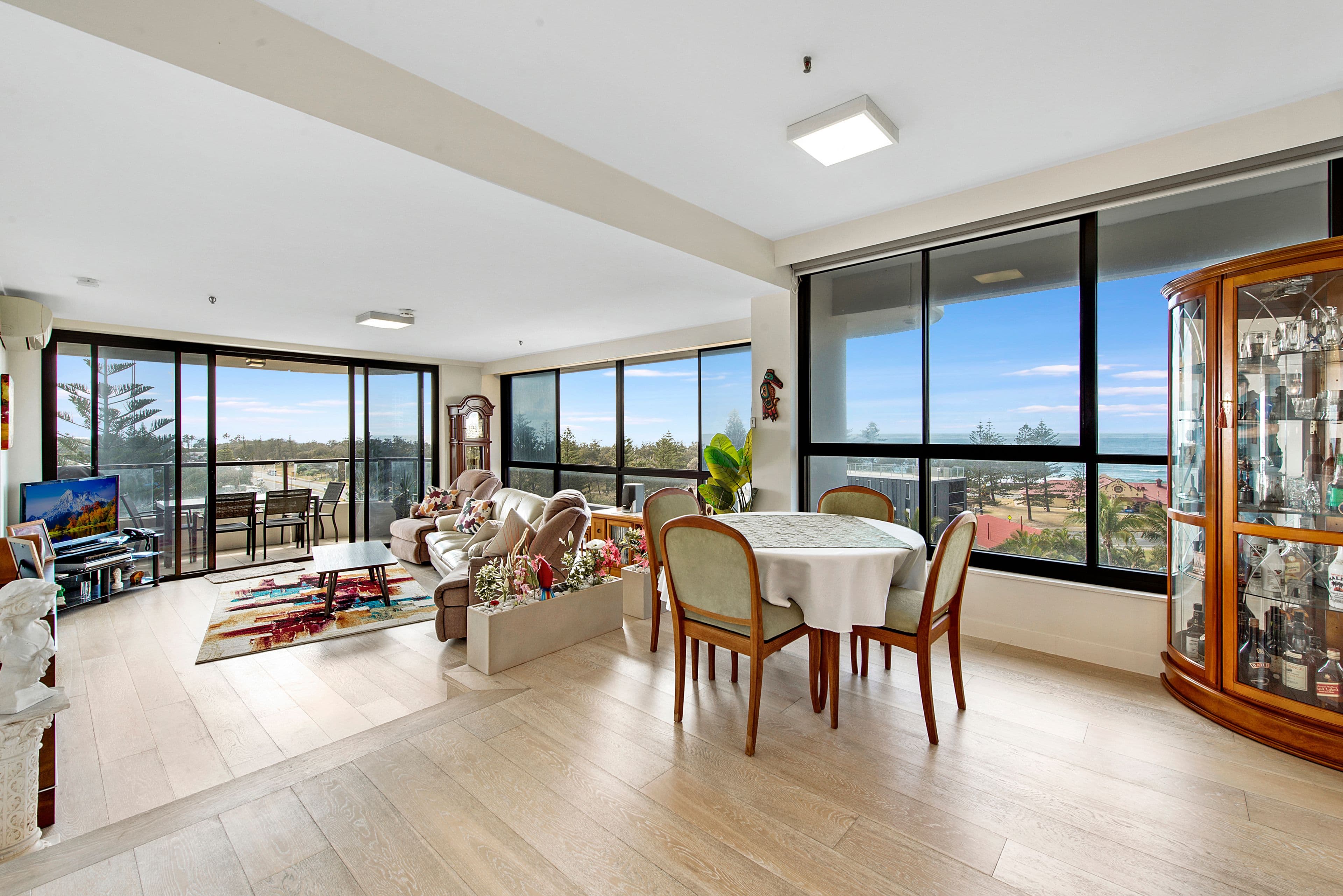 14 Macarthur Parade, Main Beach QLD 4217, Main Beach - Thumbnail 8