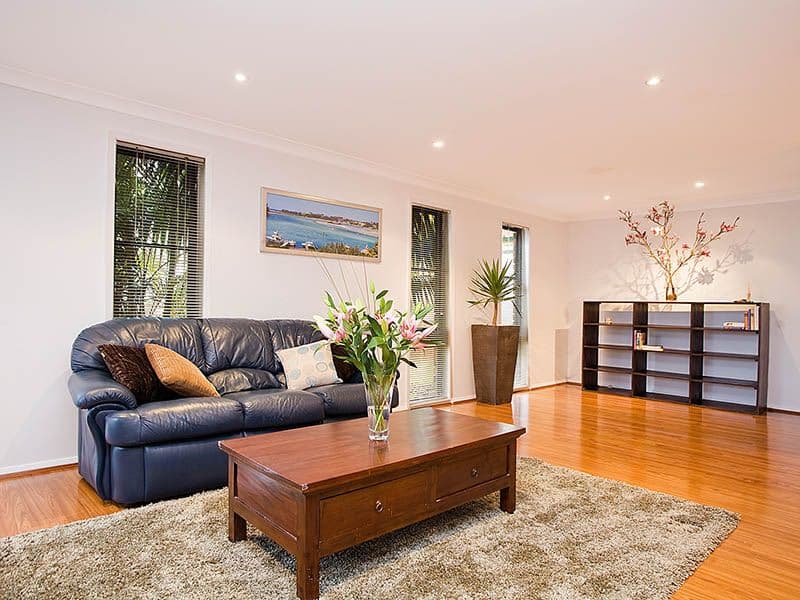 11 Caldarra Avenue, ENGADINE NSW 2233, Engadine - Thumbnail 2