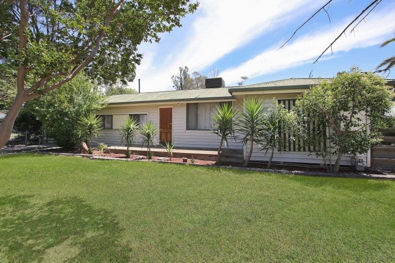 59 Railway Parade, Culcairn - Image 1