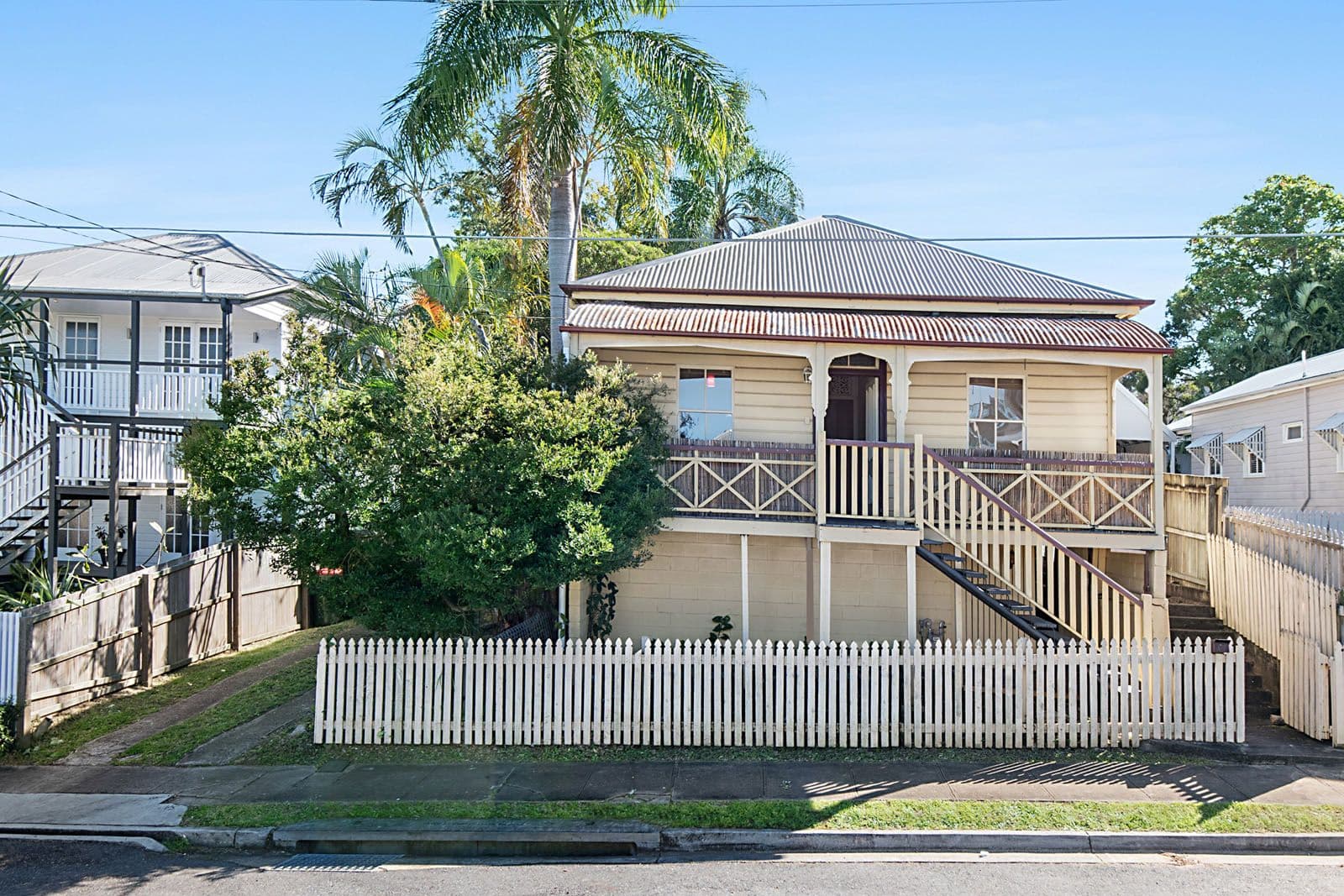 17 Blaxland Street, Milton QLD 4064, Milton - Image 1