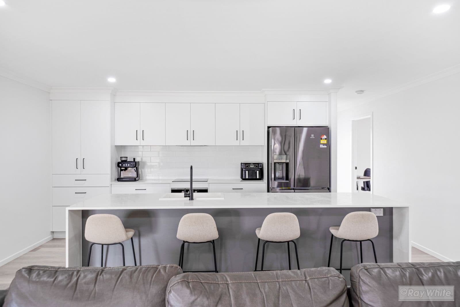 9 Tropical Place, Hidden Valley QLD 4703, Hidden Valley - Thumbnail 4