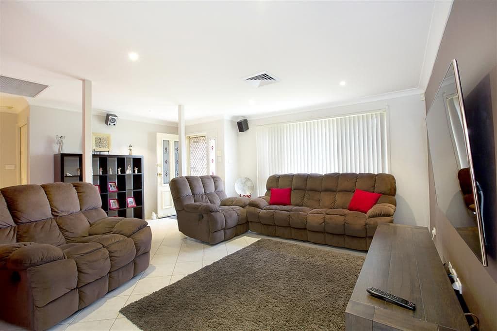 25 Sorenson Crescent, Glenmore Park NSW 2745, Glenmore Park - Thumbnail 2