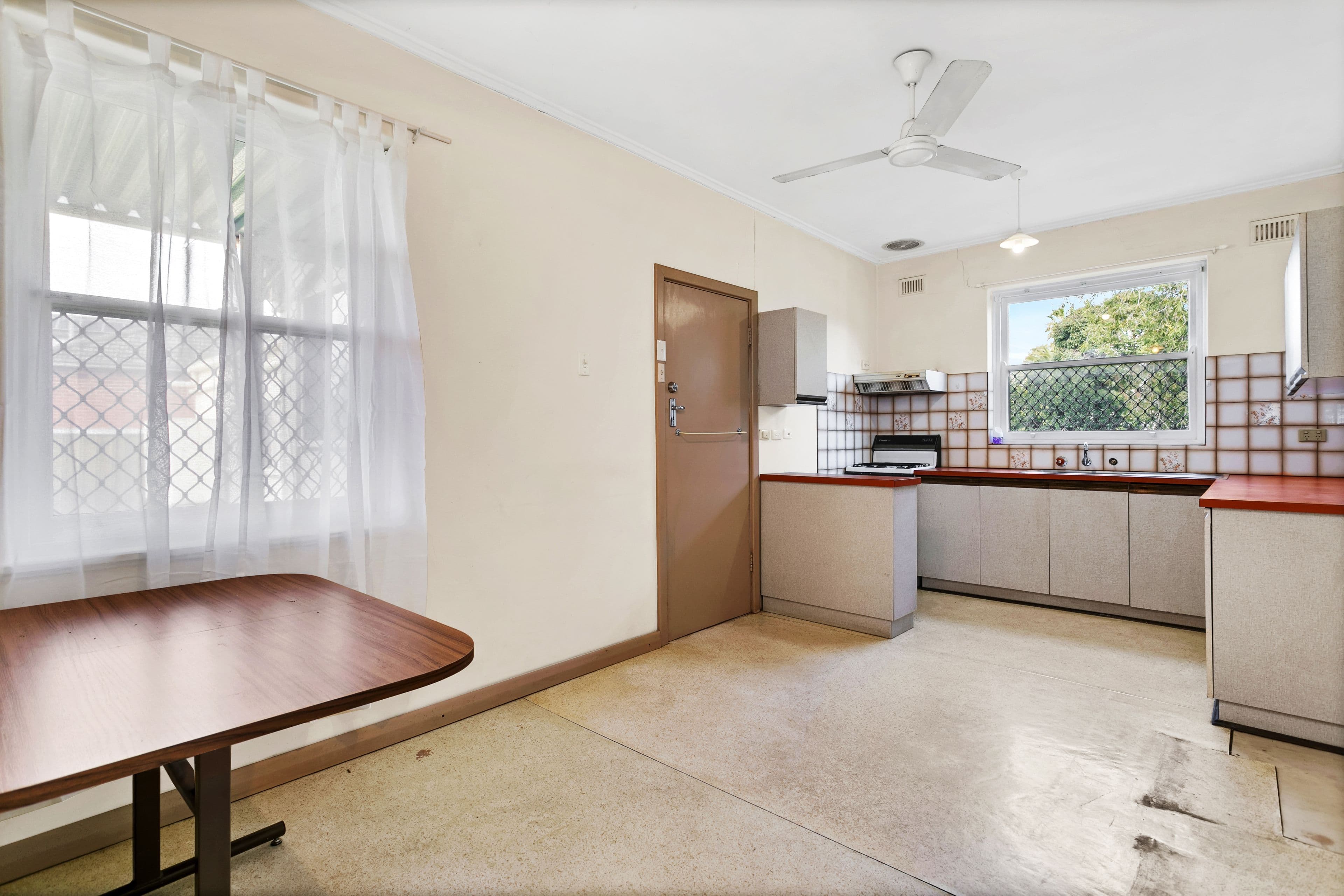 35 Pemberton Street, Oaklands Park SA 5046, Oaklands Park - Thumbnail 6