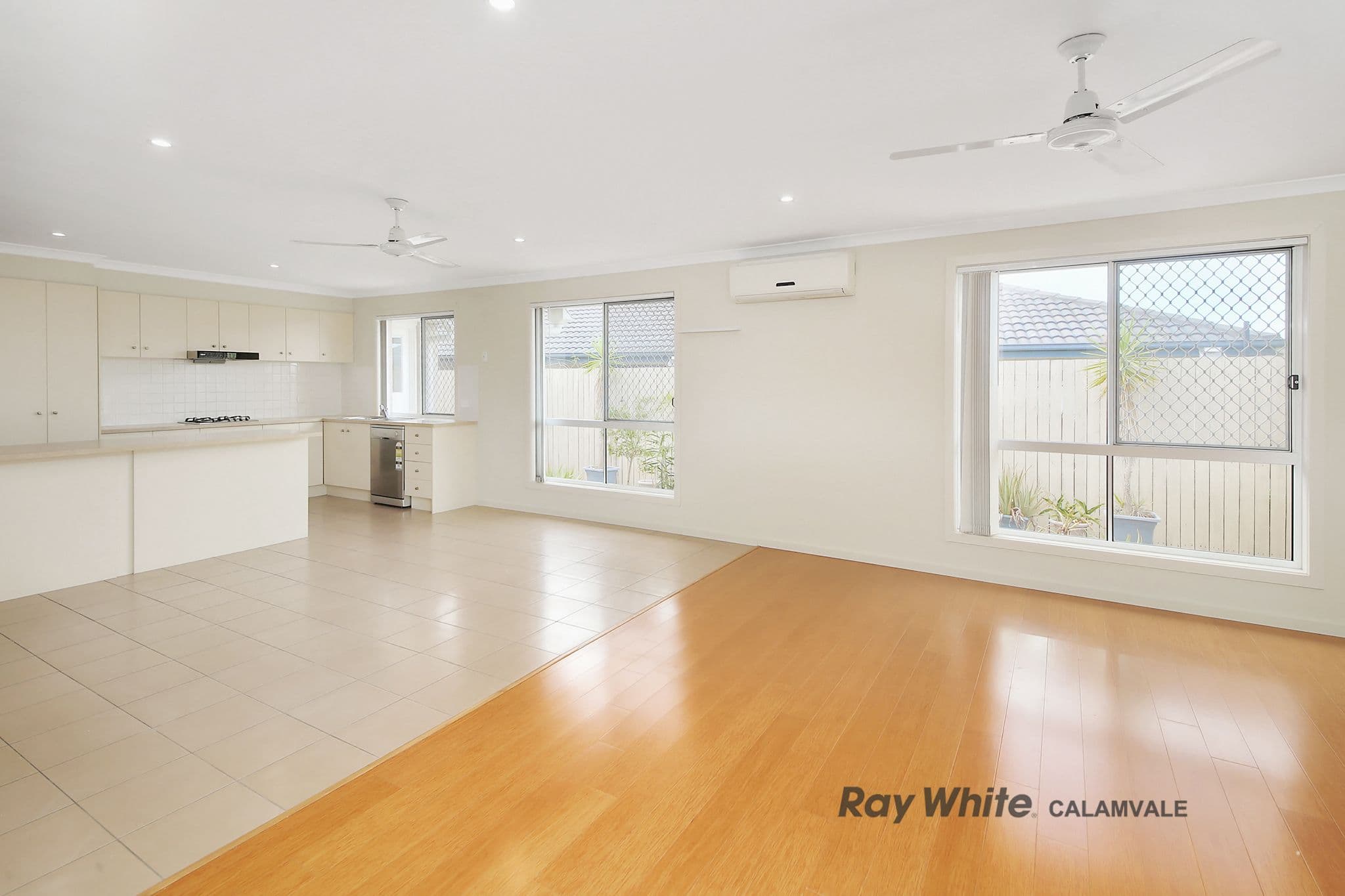 19 Moogerah Boulevard, Redbank Plains QLD 4301, Redbank Plains - Thumbnail 3