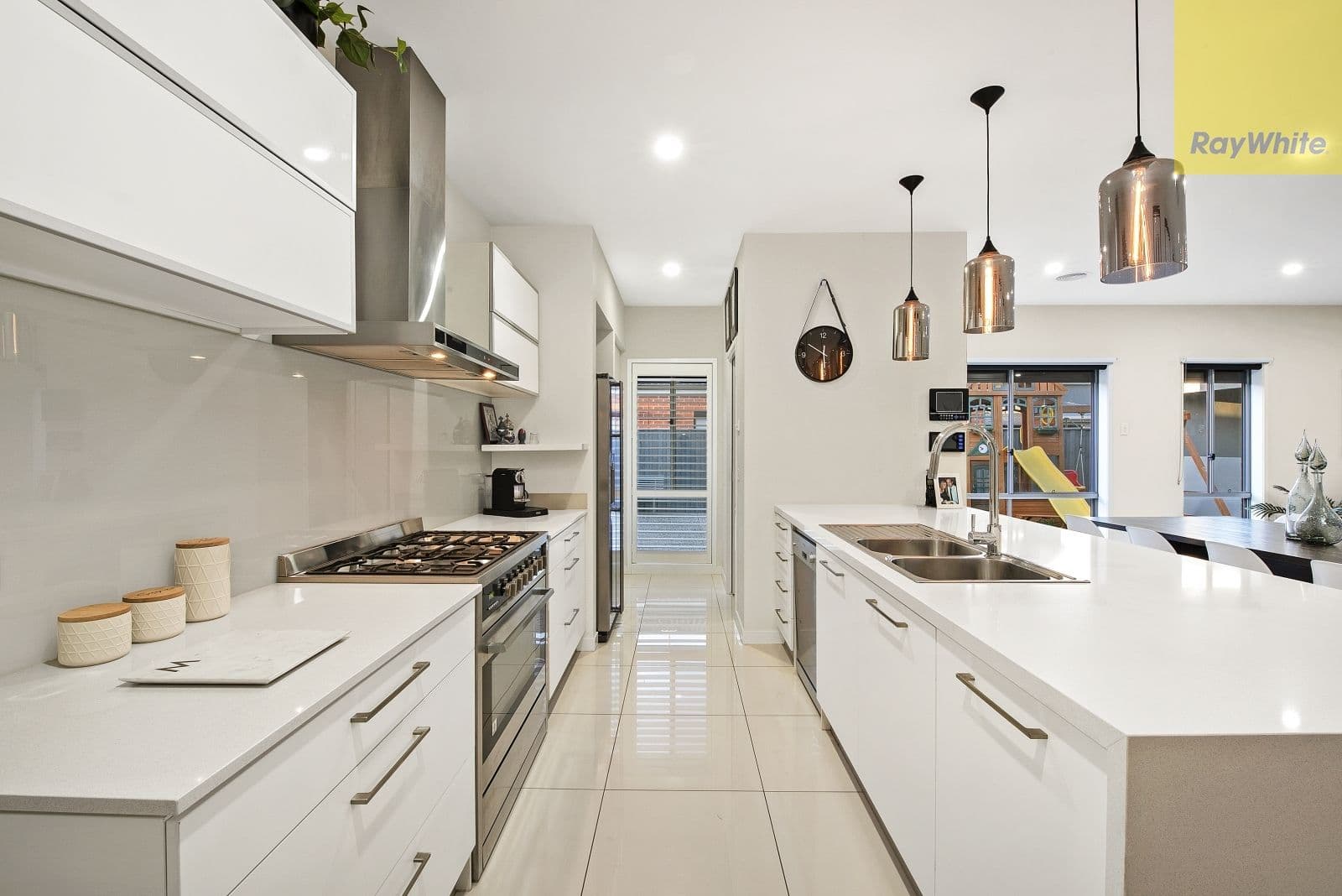 5 Coronation Street, Taylors Hill VIC 3037, Taylors Hill - Thumbnail 5