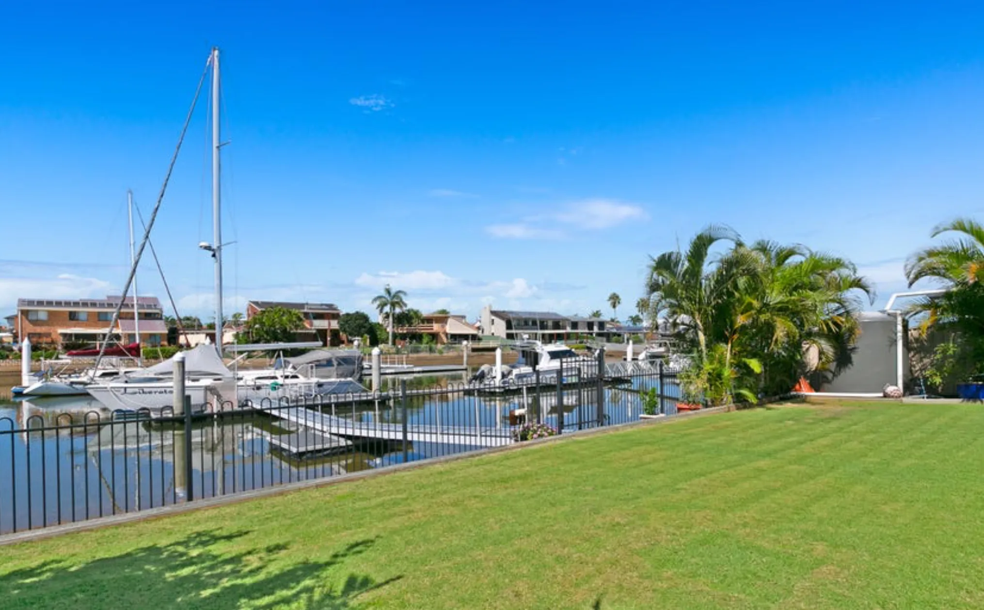 42 Southern Cross Drive, Newport QLD 4020, Newport - Thumbnail 3