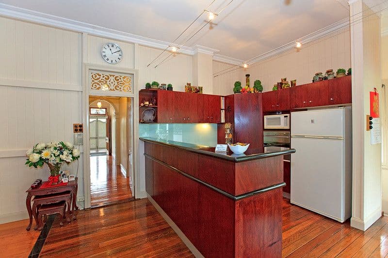 38  Longfellow Street, NORMAN PARK QLD 4170, Norman Park - Thumbnail 6