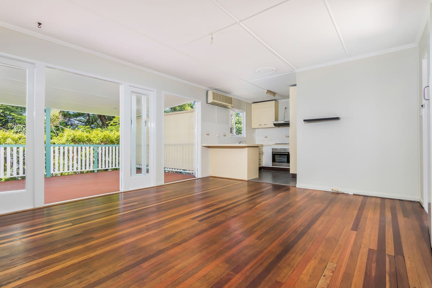 18 Allinga Street, Mount Gravatt East QLD 4122, Mount Gravatt East - Thumbnail 2