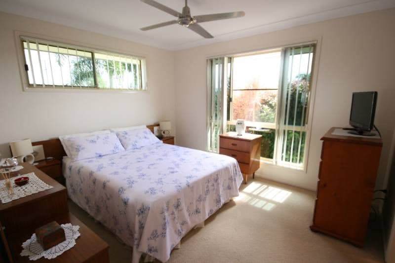 51 Brooksfield Drive, SARINA BEACH QLD 4737, Sarina Beach - Thumbnail 5