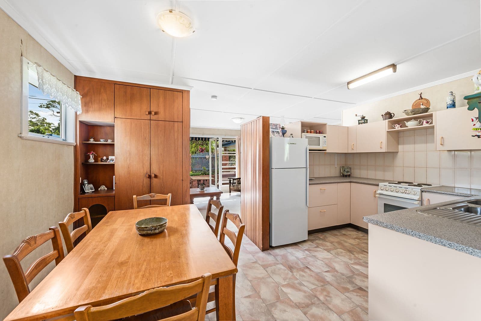 18 Tarbet Street, Kenmore QLD 4069, Kenmore - Thumbnail 7