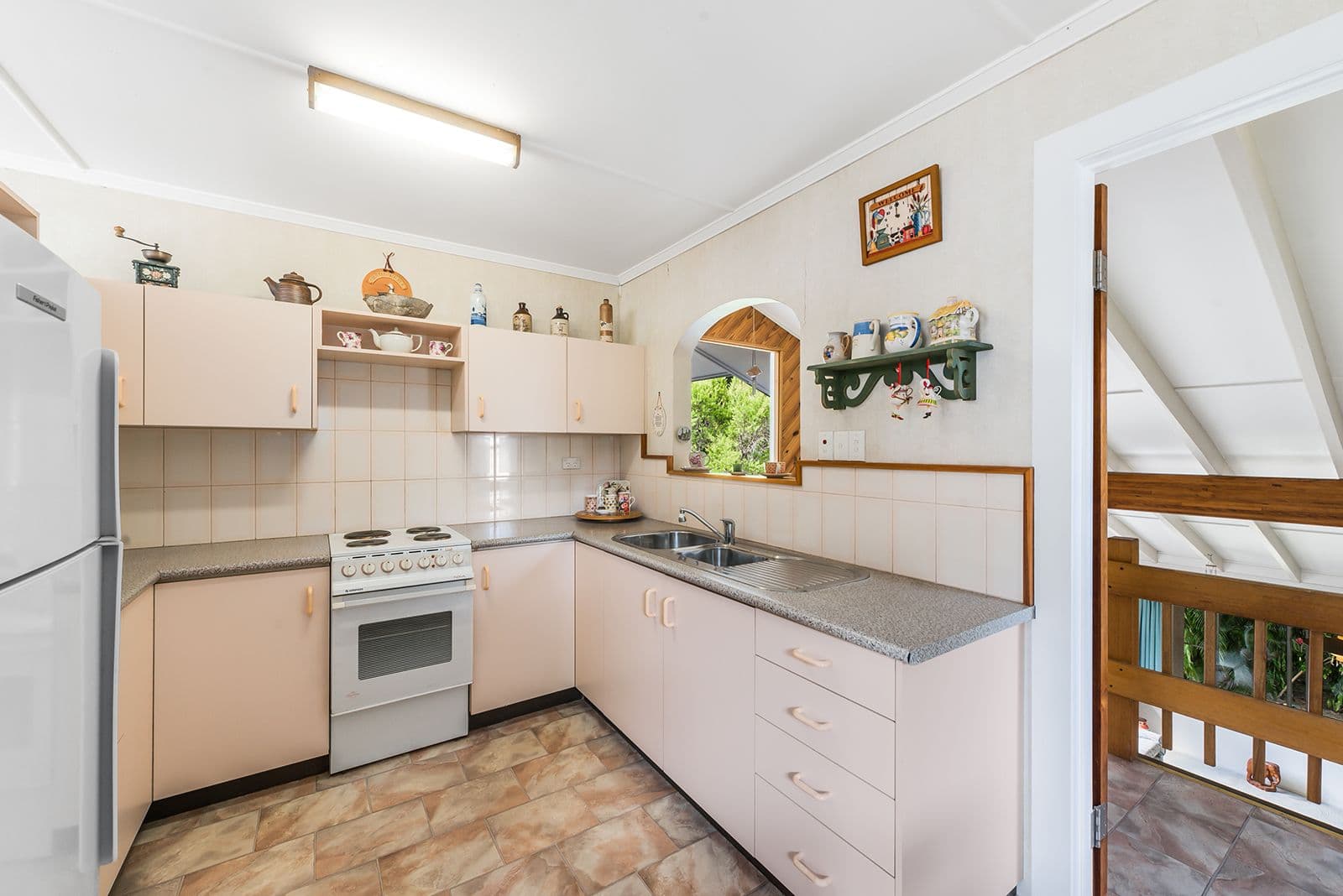 18 Tarbet Street, Kenmore QLD 4069, Kenmore - Thumbnail 8