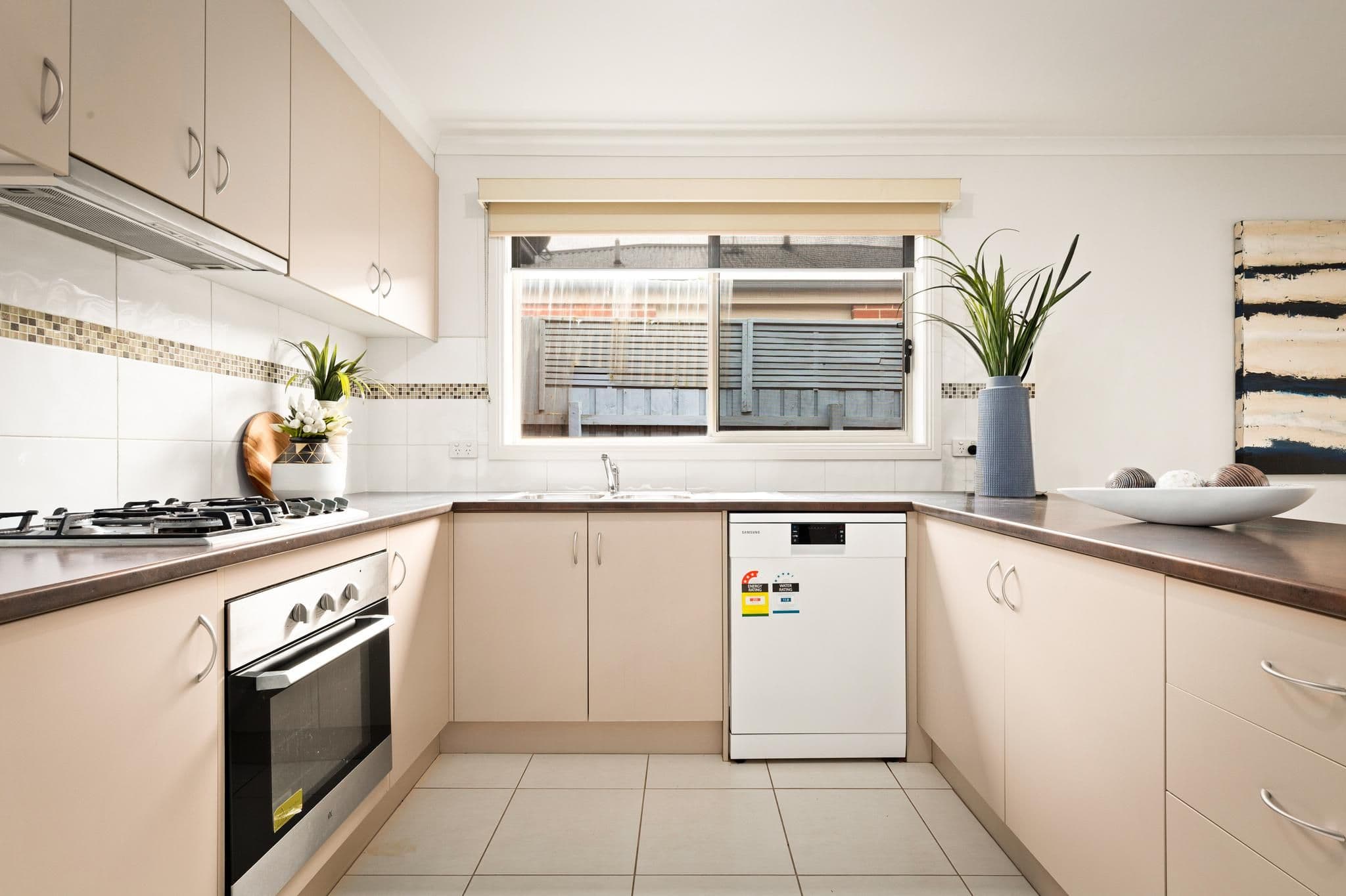 29 Currawong Crescent, Pakenham VIC 3810, Pakenham - Thumbnail 5