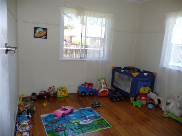 5 Blackwood Street, HARRISTOWN QLD 4350, Harristown - Thumbnail 2
