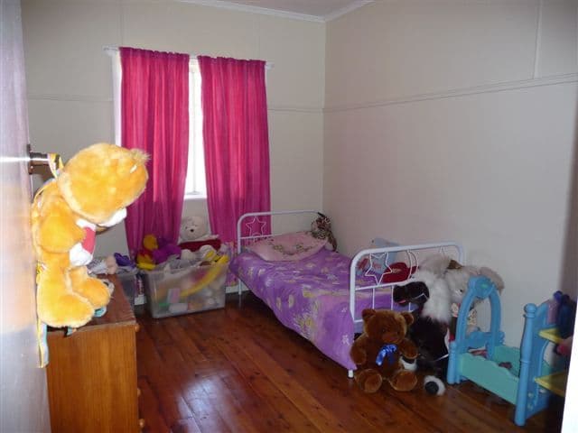 5 Blackwood Street, HARRISTOWN QLD 4350, Harristown - Thumbnail 4