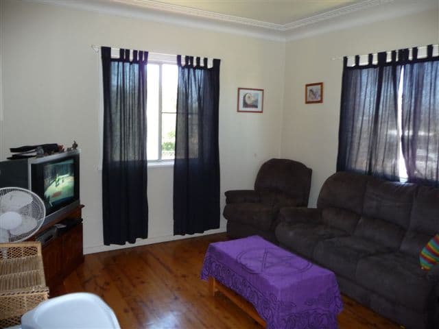5 Blackwood Street, HARRISTOWN QLD 4350, Harristown - Thumbnail 5