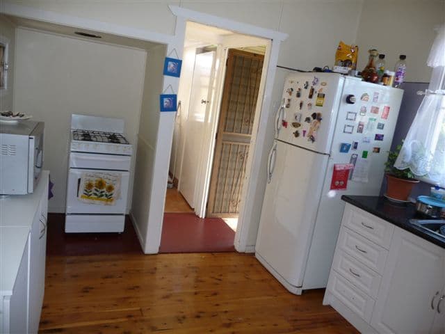 5 Blackwood Street, HARRISTOWN QLD 4350, Harristown - Thumbnail 7