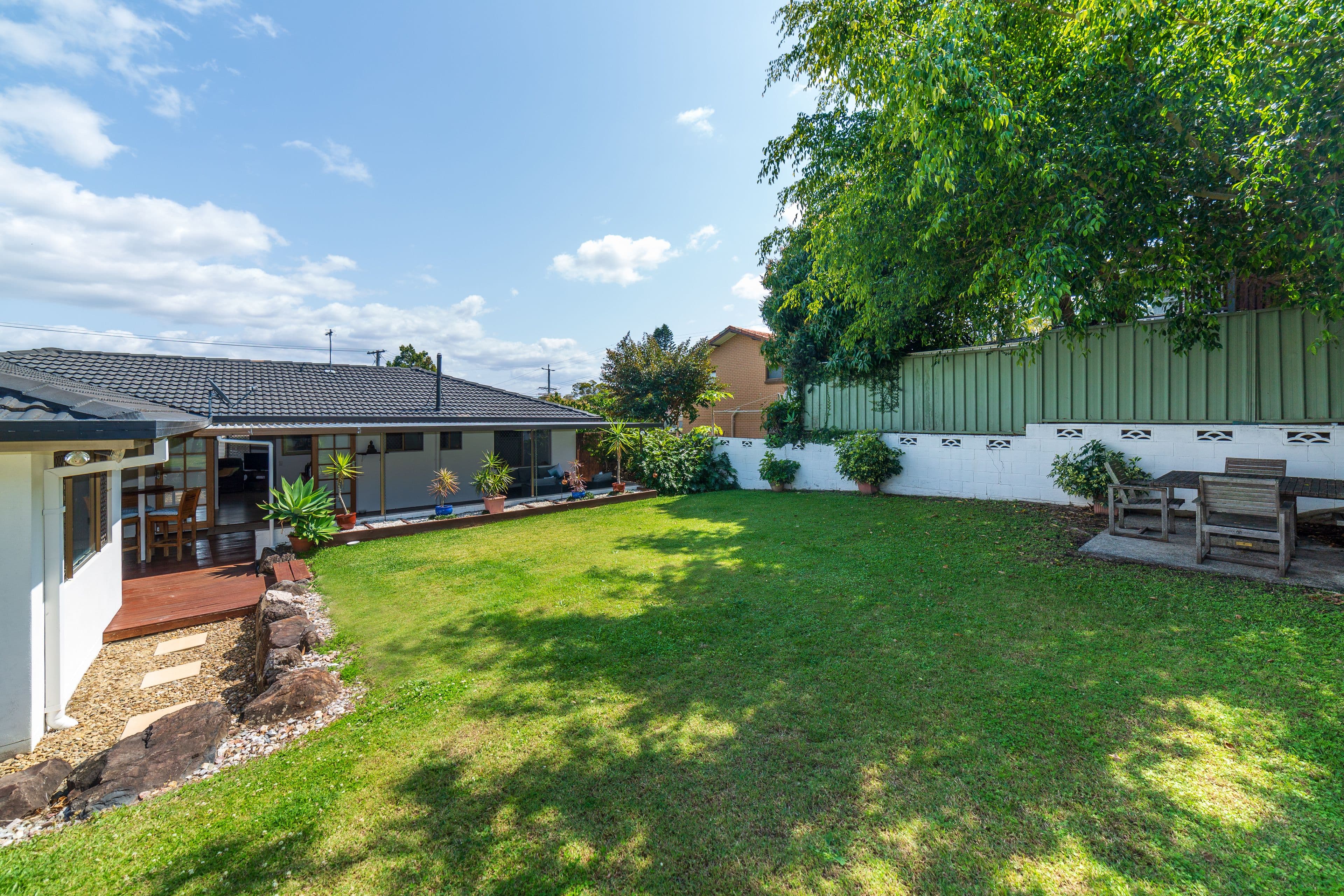 17 Luxor Street, Southport QLD 4215, Southport - Thumbnail 3